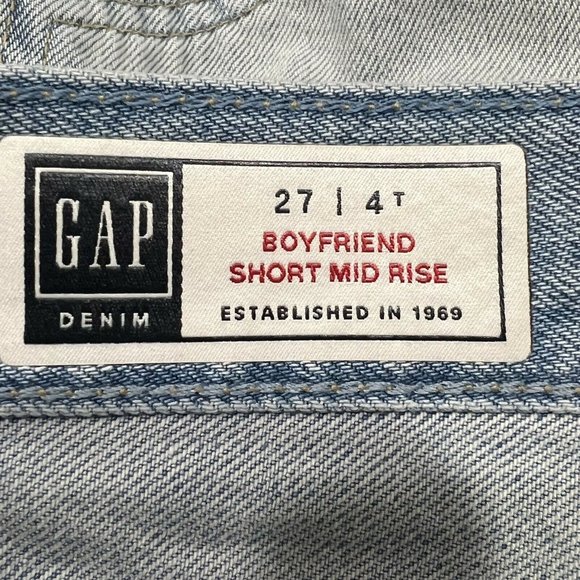 NWT GAP Boyfriend Denim Shorts Sz 4/27 TALL Light Wash Ripped #660380 - Picture 3 of 6